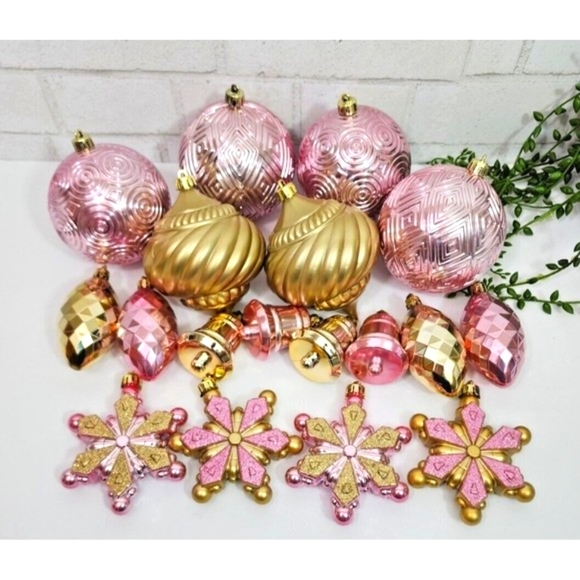 Pink Gold Round Snowflakes Bells Ornaments 18 Pc Christmas Shabby Chic NEW - Picture 1 of 9